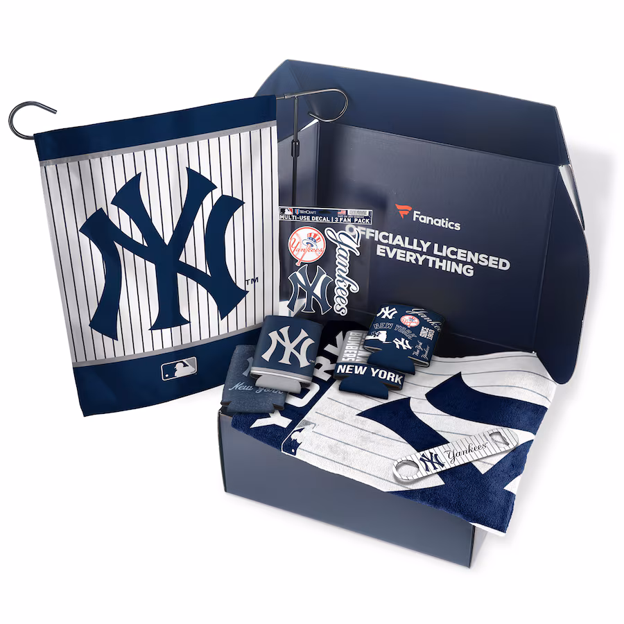 New York Yankees Tailgate Game Day Essentials Gift Box